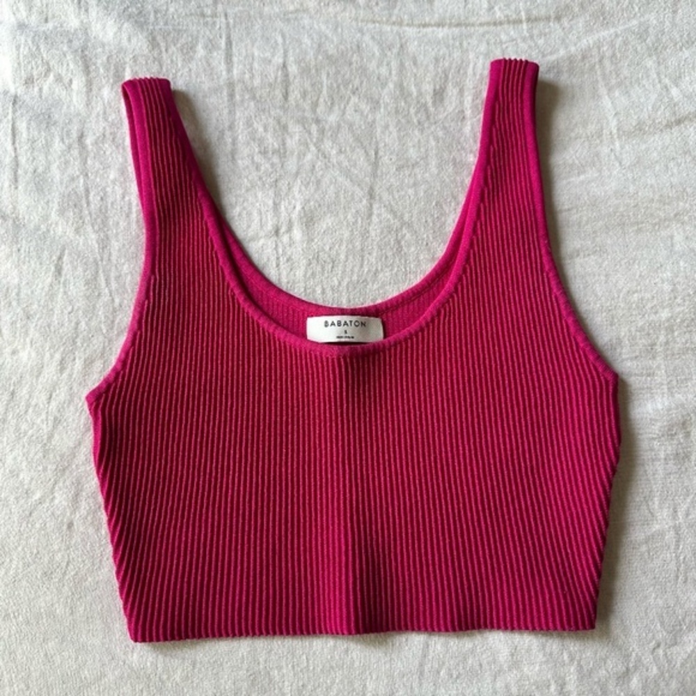 Babaton Sculpt Square Neck Cropped Top sz S
